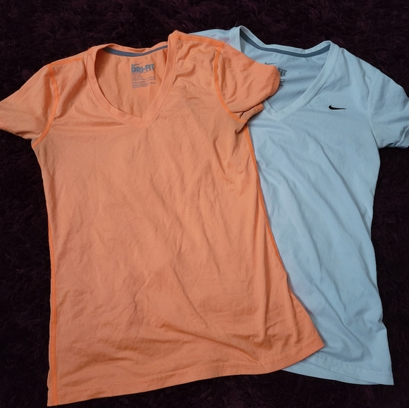 Nike Tops - Nike dri fit shirts small orange white
